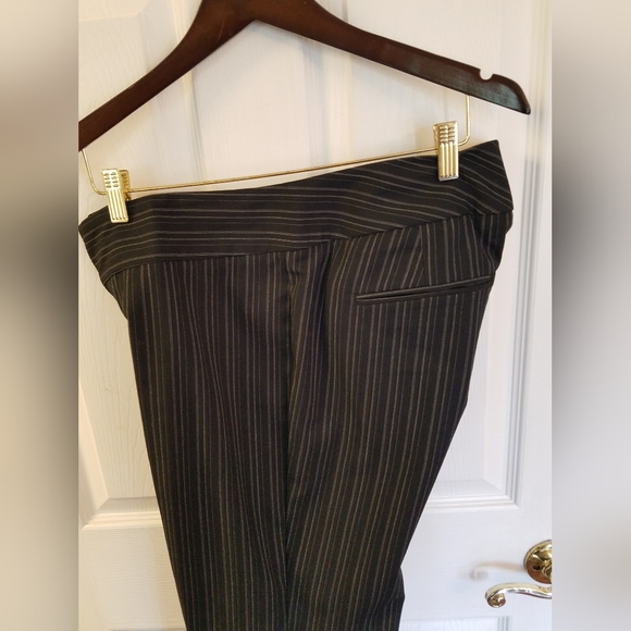 Dockers Petites Women's Mid Rise Curvy Black Gray Stripes April Pants  Size 12P - Picture 10 of 15